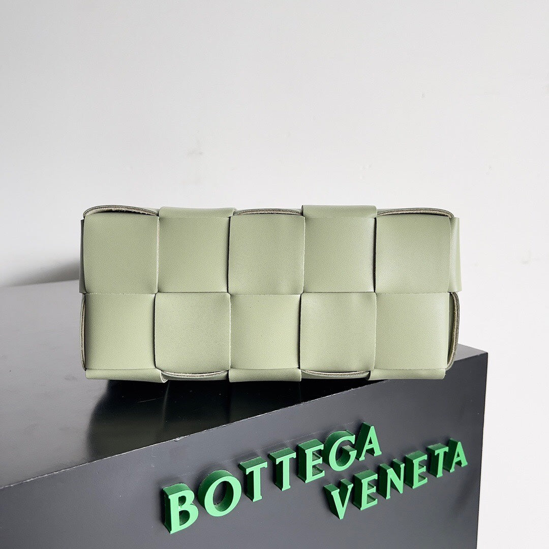 Bottega Veneta BV SMALL BRICK 24CM LIGHT GREEN LAMBSKIN