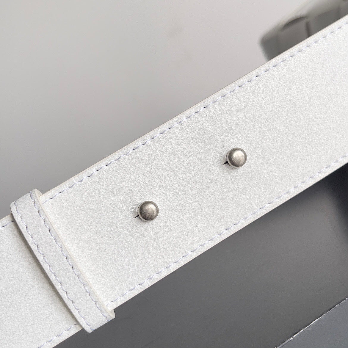 Bottega Veneta BV SMALL BRICK 24CM WHITE LAMBSKIN