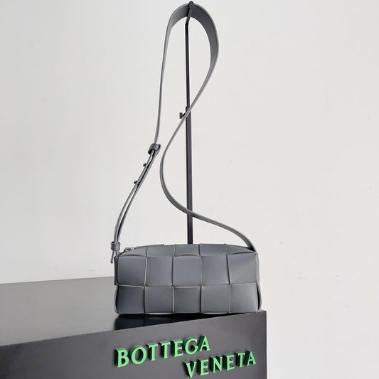 Bottega Veneta BV SMALL BRICK 24CM GREY LAMBSKIN