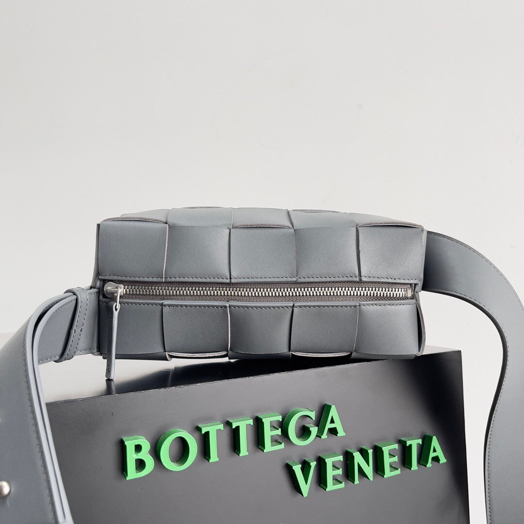 Bottega Veneta BV SMALL BRICK 24CM GREY LAMBSKIN