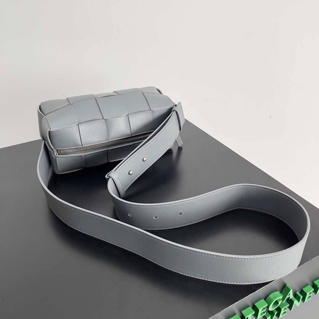 Bottega Veneta BV SMALL BRICK 24CM GREY LAMBSKIN