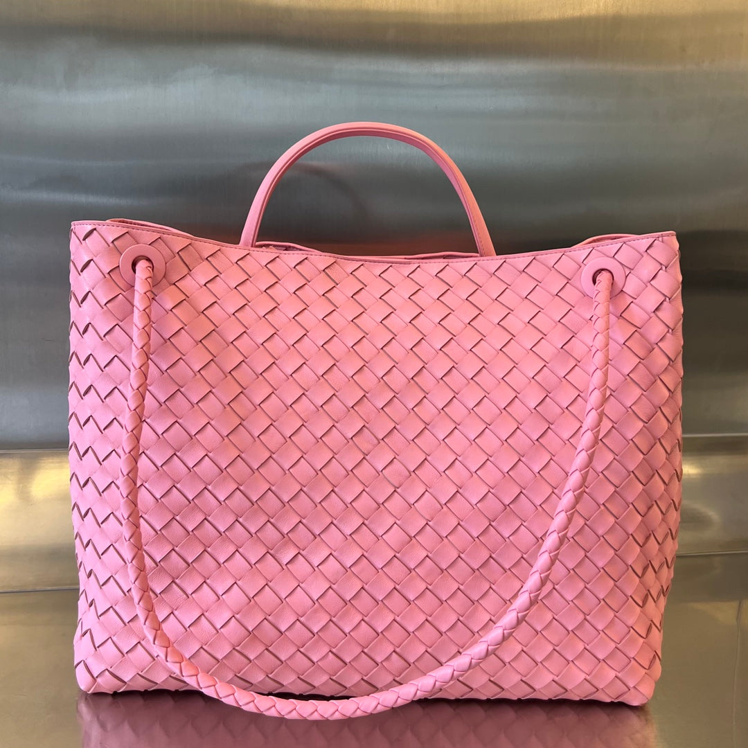 Bottega Veneta BV LARGE ANDIAMO 45CM PINK LAMBSKIN