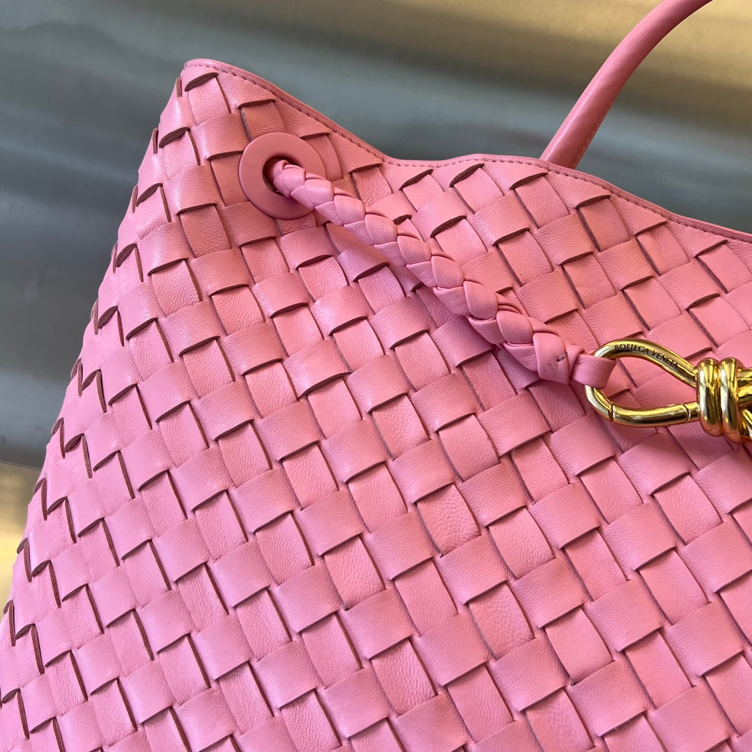 Bottega Veneta BV LARGE ANDIAMO 45CM PINK LAMBSKIN