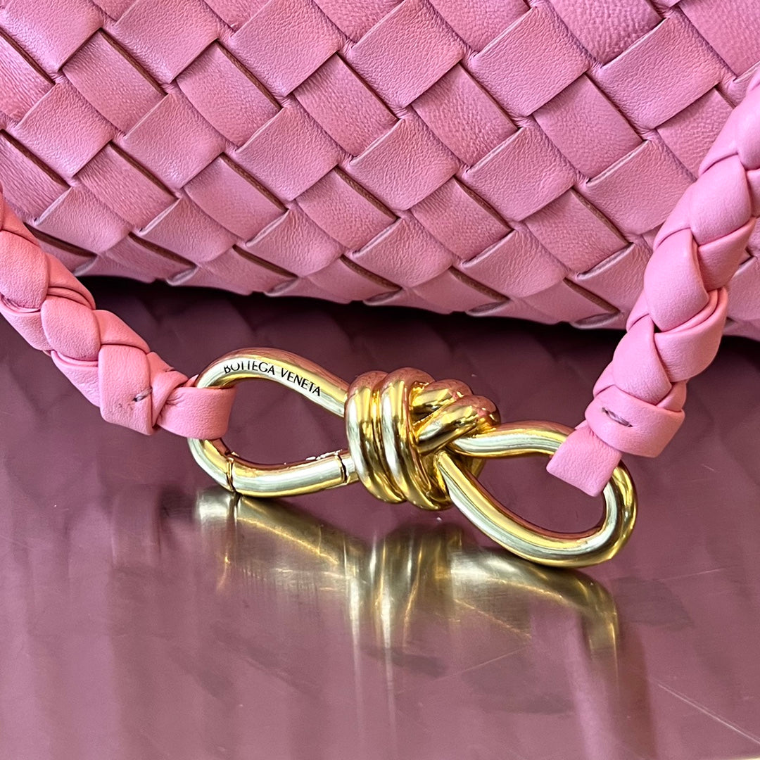 Bottega Veneta BV LARGE ANDIAMO 45CM PINK LAMBSKIN