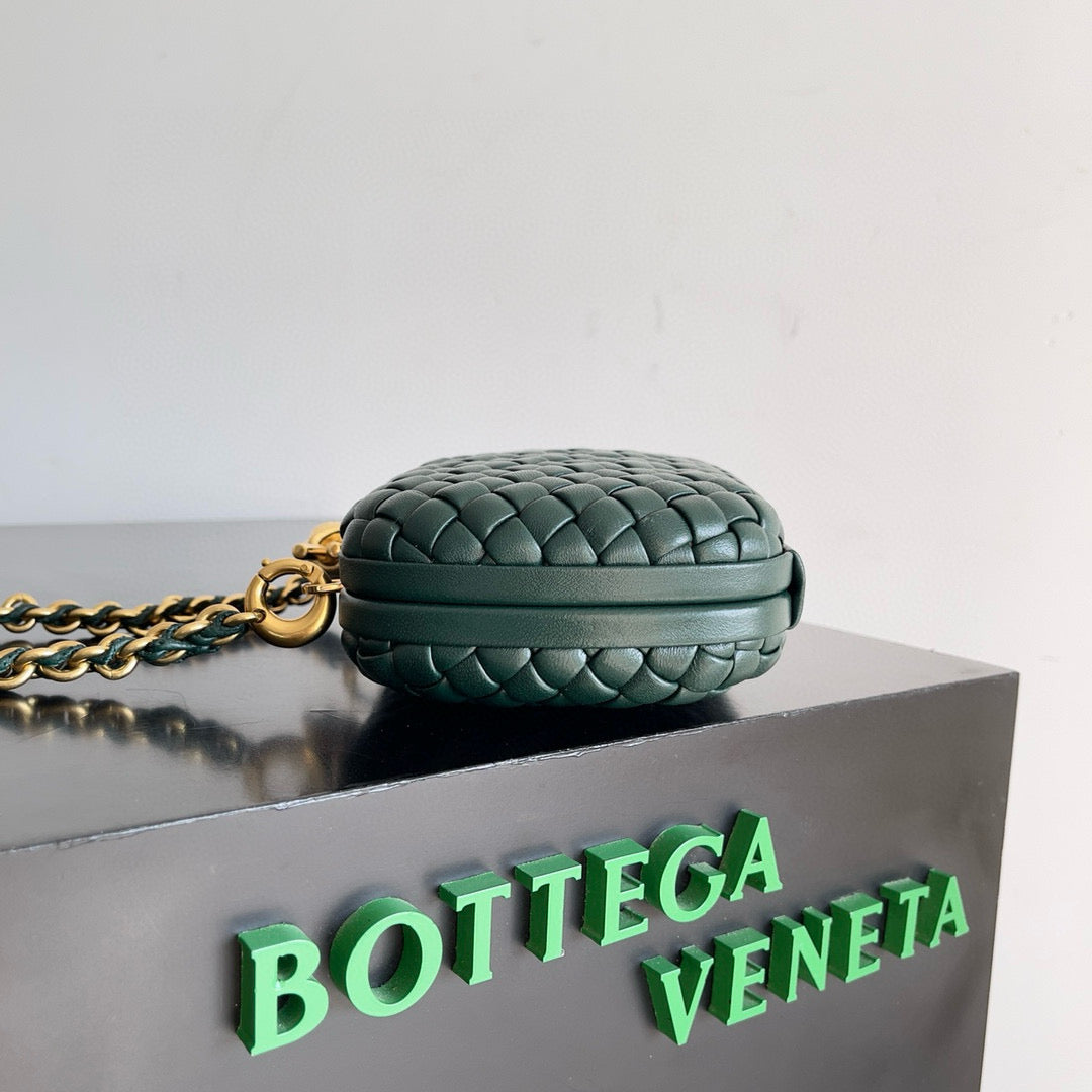 Bottega Veneta BV VETENA KNOT 19 GREEN