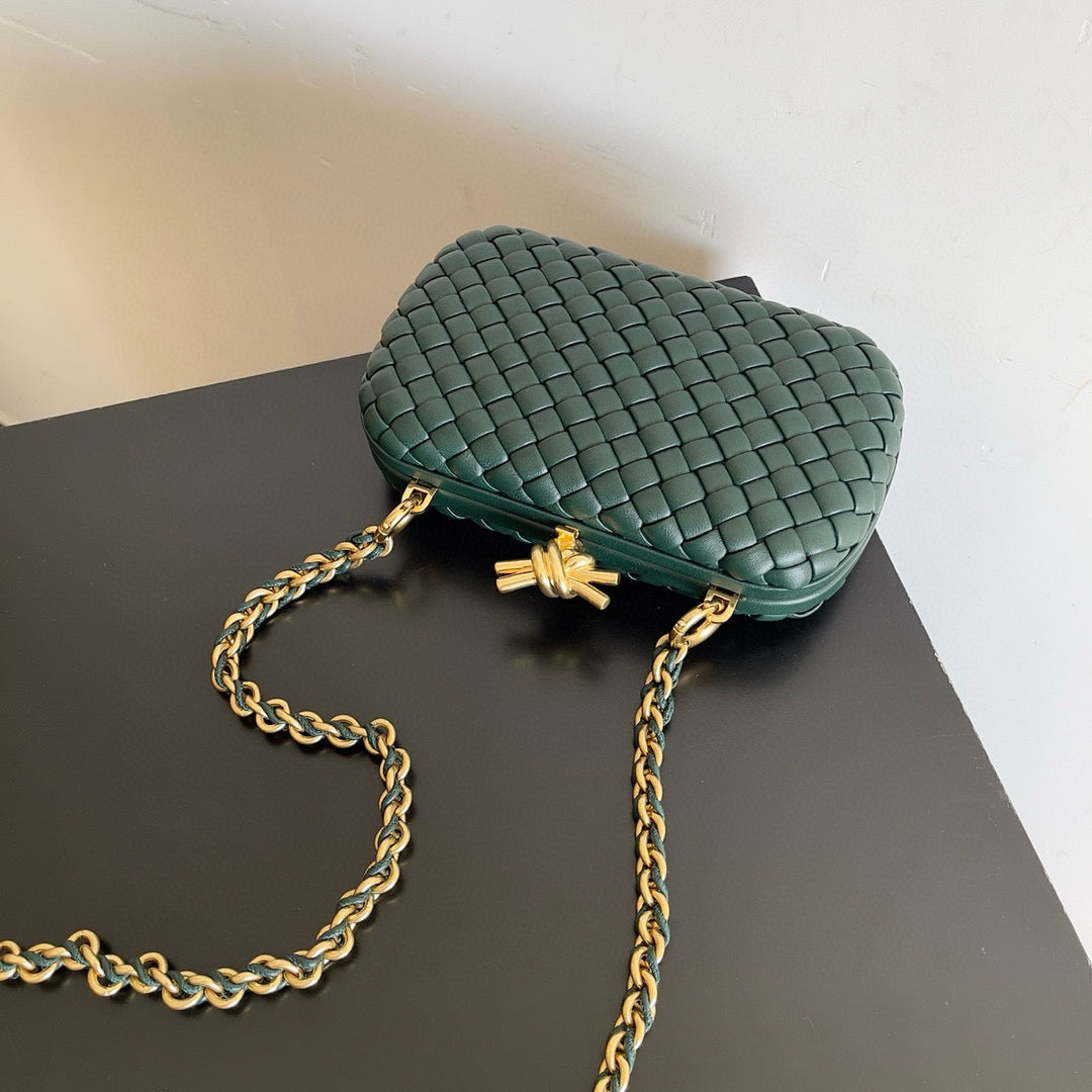 Bottega Veneta BV VETENA KNOT 19 GREEN