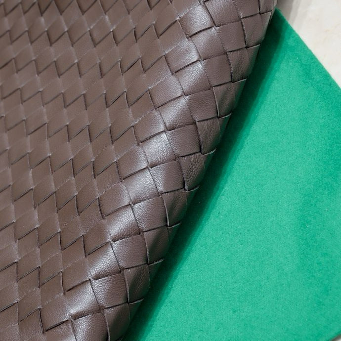 Bottega Veneta BV Large Intrecciato 54cm Hobo Bag Chocolate Calfskin