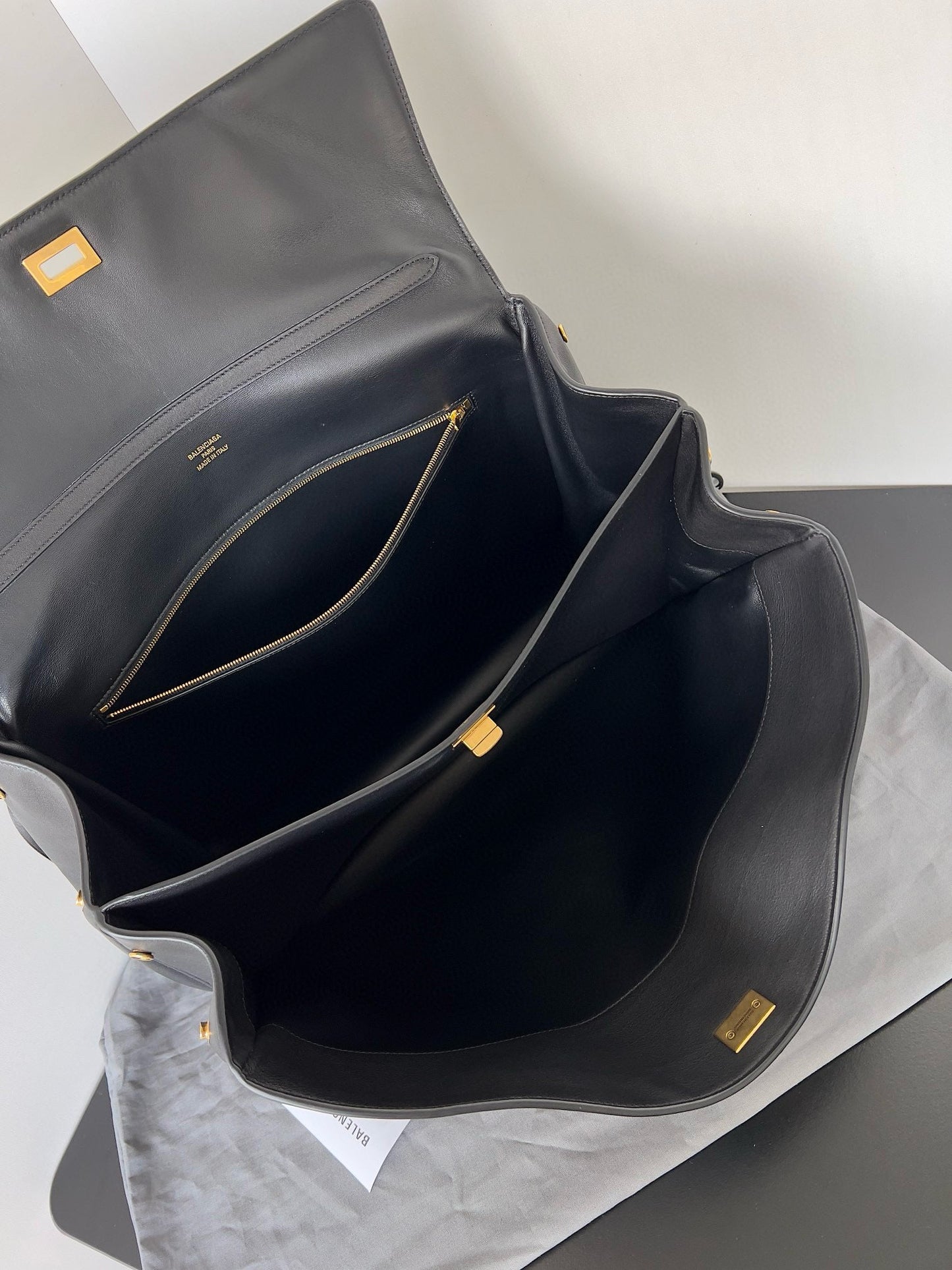 Bottega Veneta Balencia Tote Bag Black Calfskin Gold Hardware