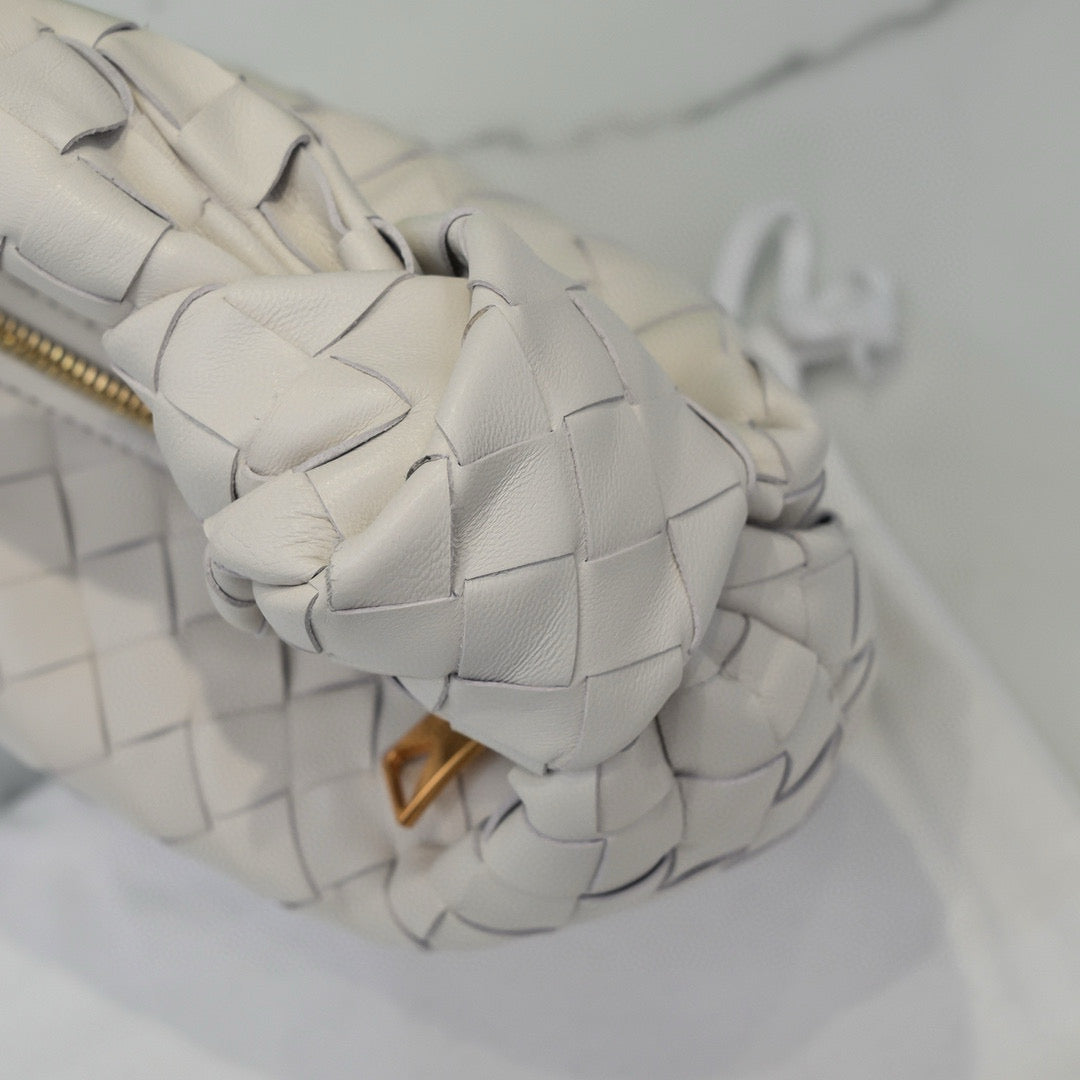Bottega Veneta BV 24 Mini Jodie 28 White Lambskin Gold Hardware