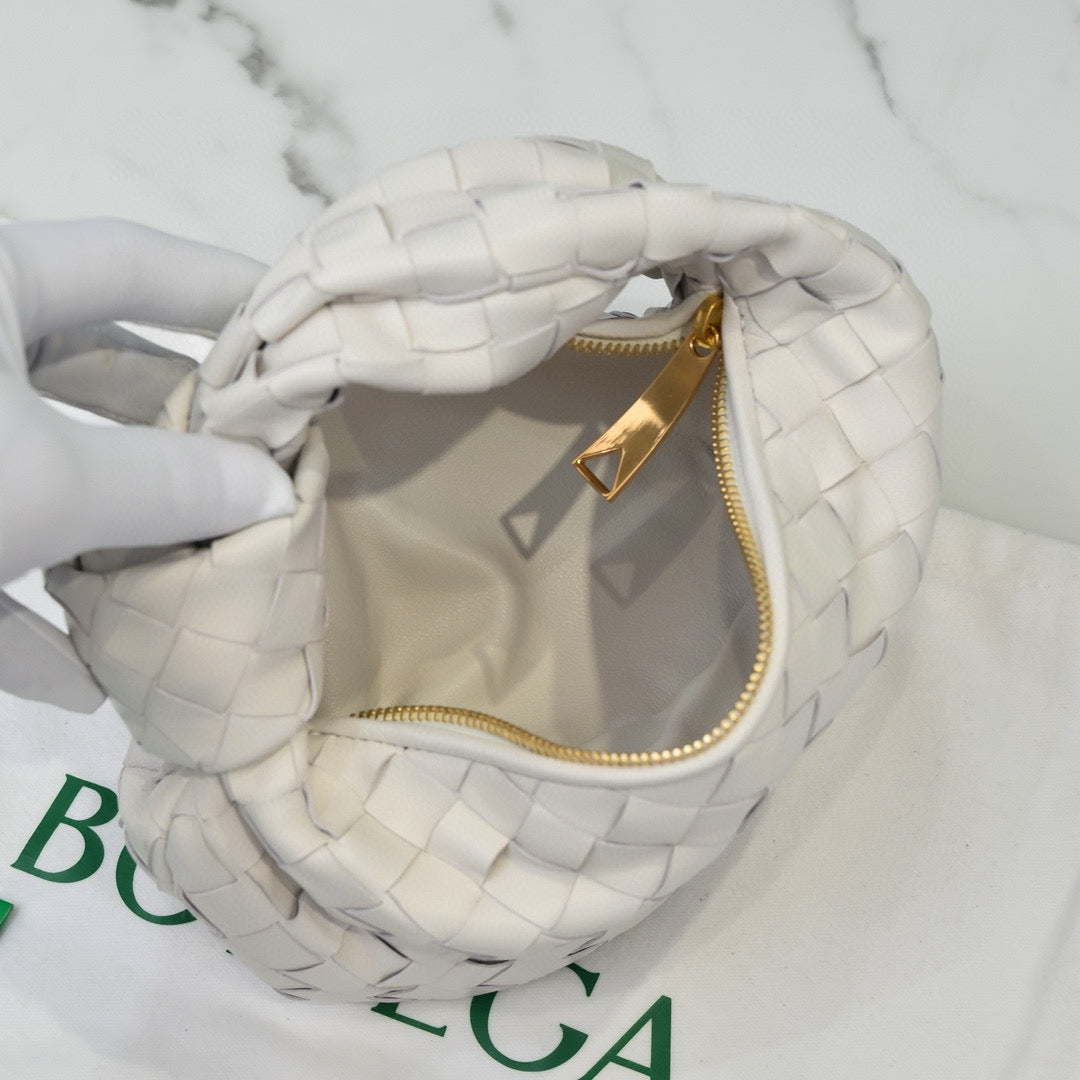 Bottega Veneta BV 24 Mini Jodie 28 White Lambskin Gold Hardware