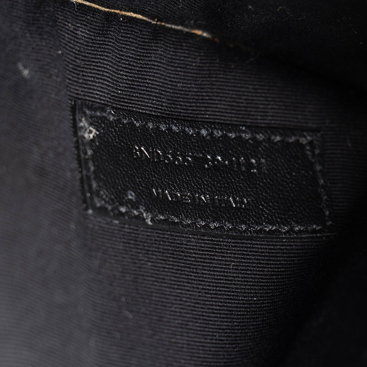 Saint Laurent Grain de Poudre Monogram Uptown Envelope Clutch (SHF-b2iDEy)