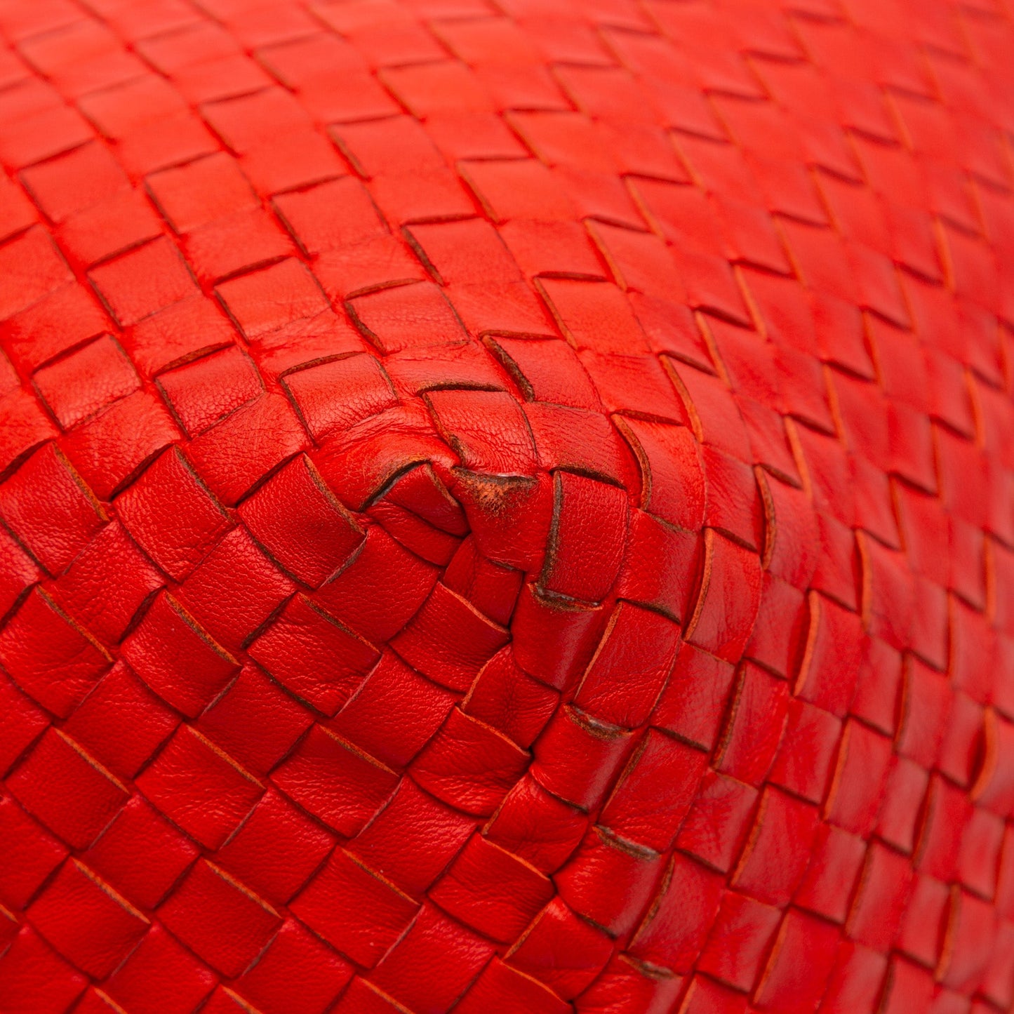 Red Bottega Veneta Napp Intrecciato Cube Shoulder Bag