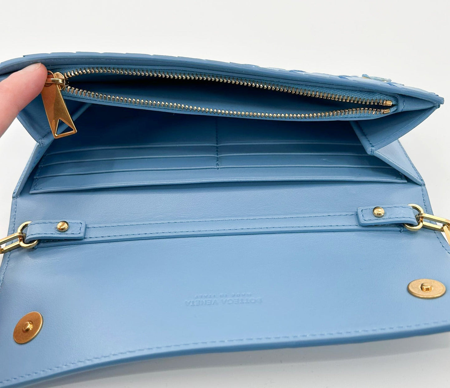 Bottega Veneta Intrecciato Leather Chain Wallet - Sky Blue