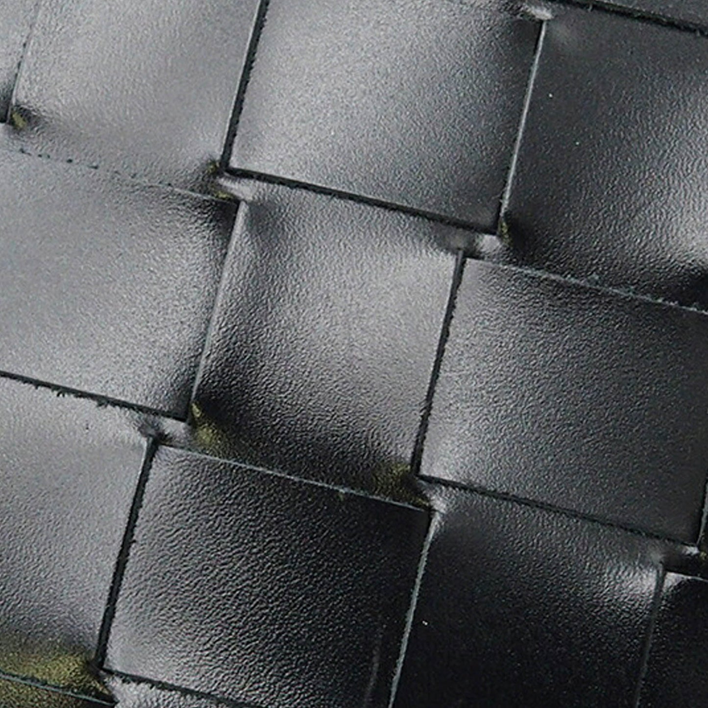 Black Bottega Veneta Spazzolato Intrecciato Box Messenger Bag