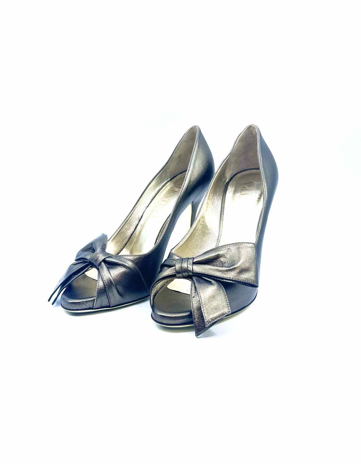 VALENTINO Size 6.5 Gunmetal Leather Solid Pumps