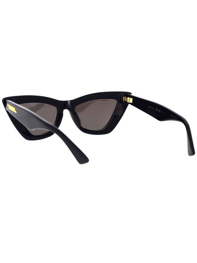 Bottega Veneta Eyewear BV1101S 001 Cat Eye Frame Sunglasses Black