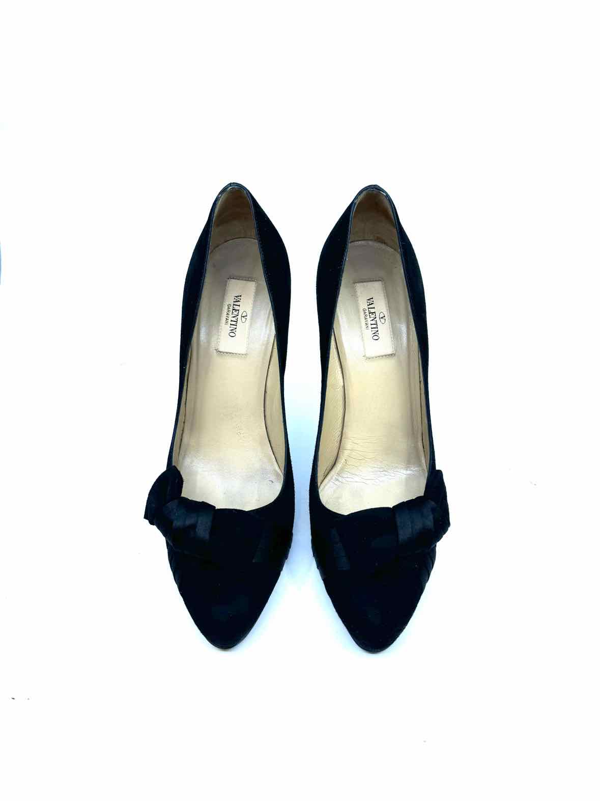 VALENTINO Size 8.5 Black Suede Pumps