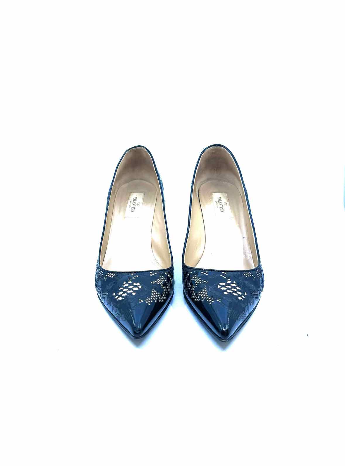VALENTINO Size 9 Black, beige Patent Leather Floral Pumps