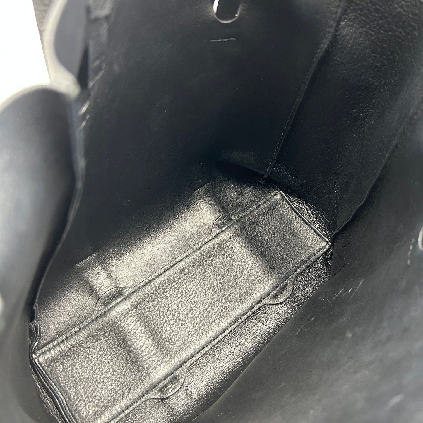 Balenciaga Everyday Tote M - Black Totes, Handbags IT5IJM3R36LG