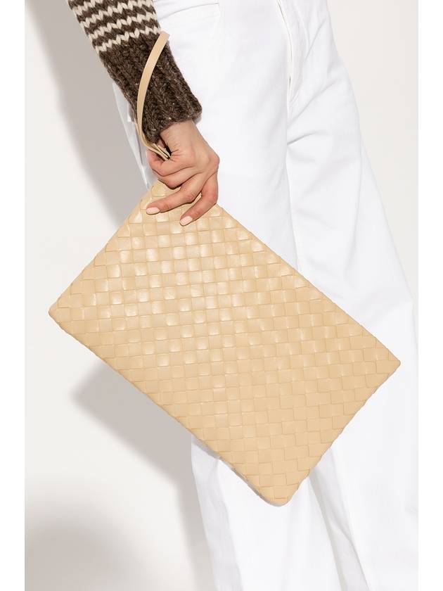 Bottega Veneta Bottega Veneta ‘Pouch Large’ Handbag, Women's, Beige