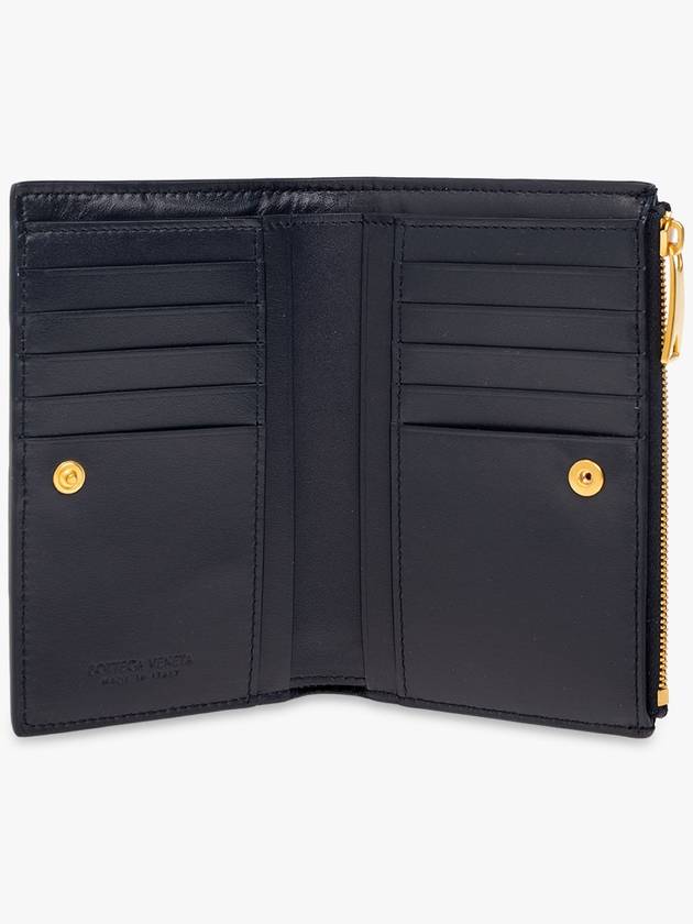 Bottega Veneta Intrecciato Medium Bifold Zipper Medium Wallet Space
