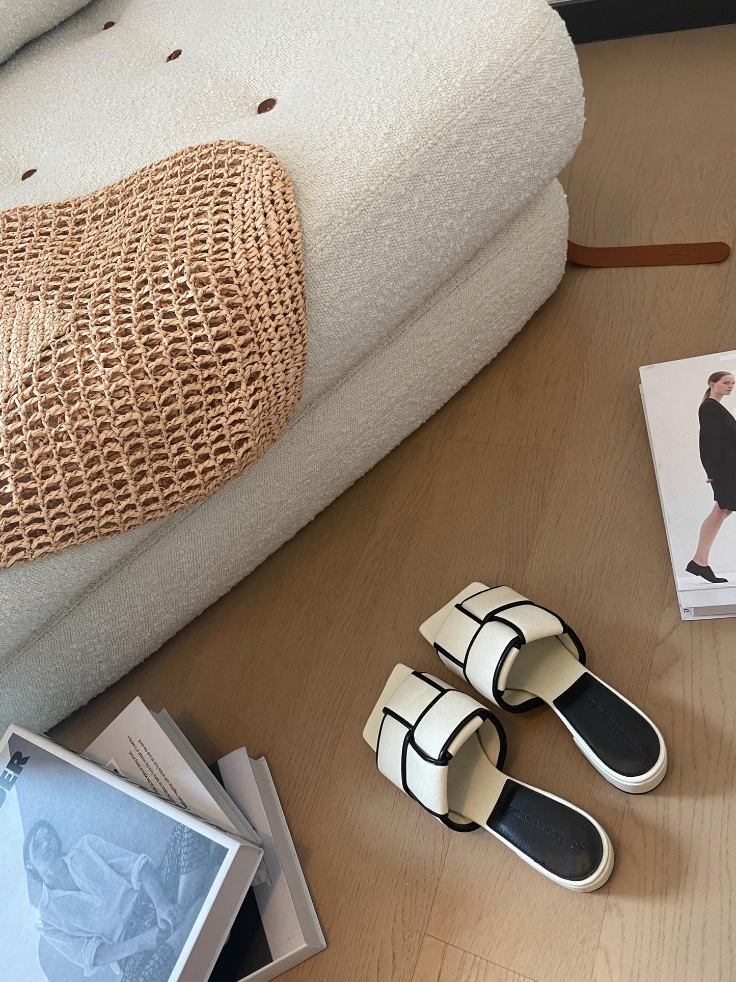 Bottega Veneta patch mule 35 white black cotton