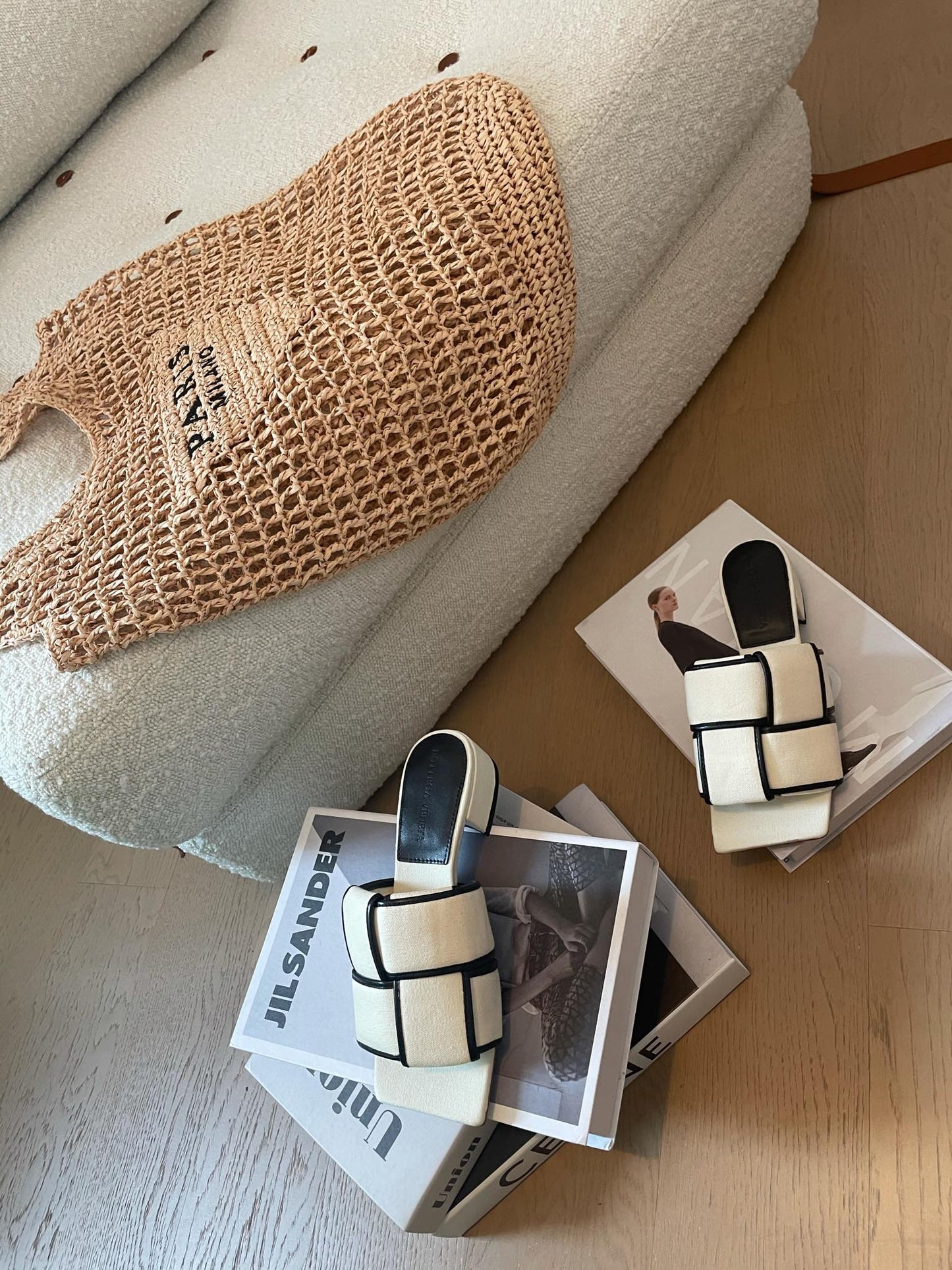 Bottega Veneta patch mule 35 white black cotton