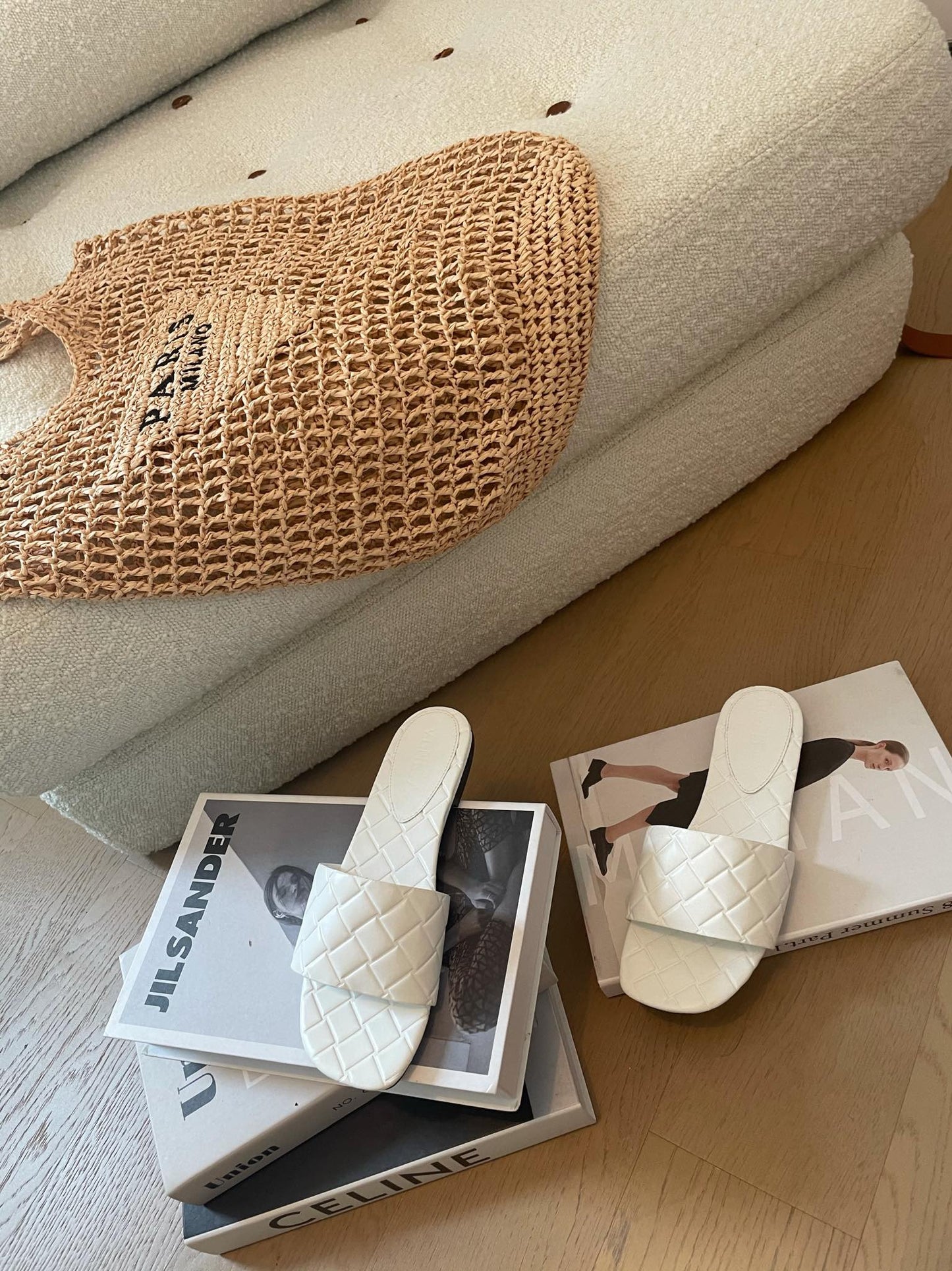 Bottega Veneta amy flat mule white lambskin