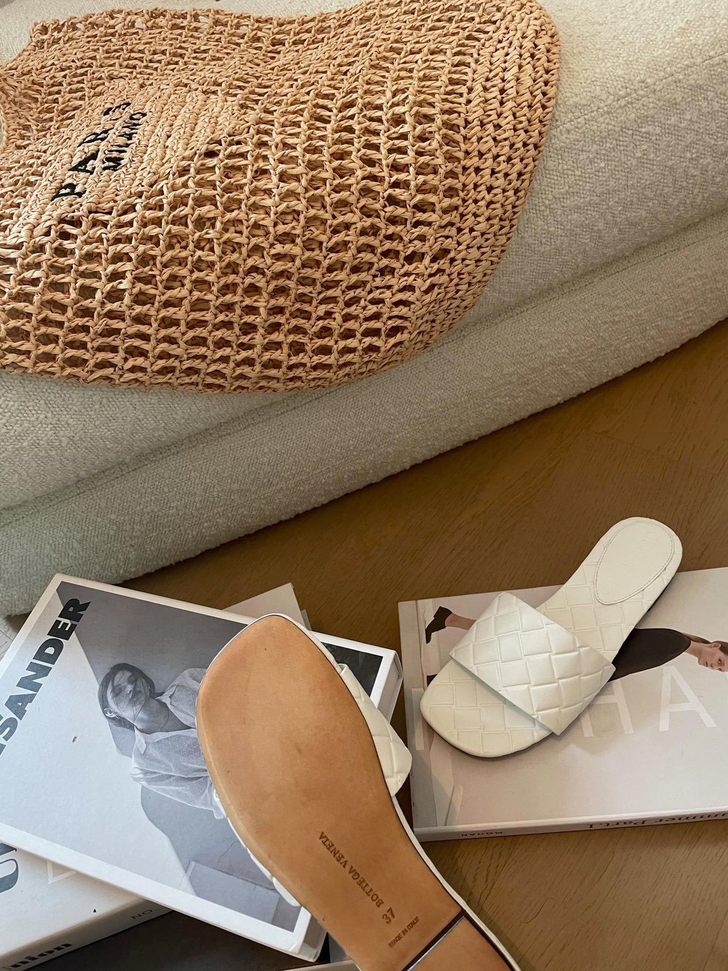 Bottega Veneta amy flat mule white lambskin