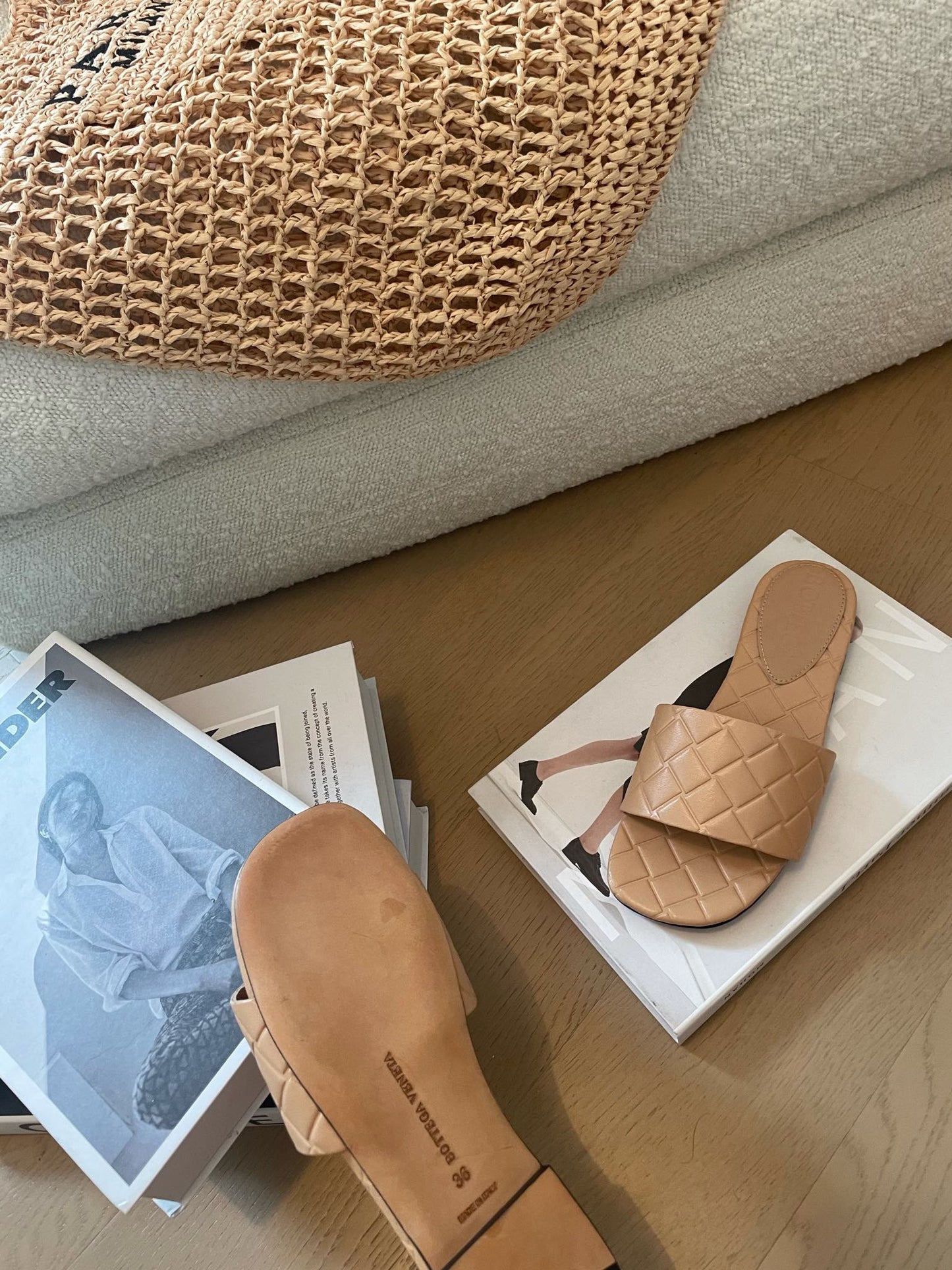 Bottega Veneta amy flat mule nude lambskin