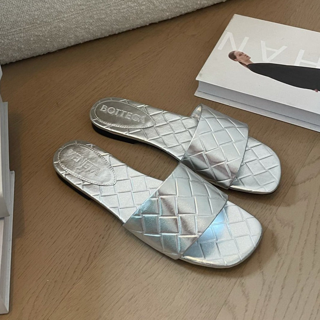 Bottega Veneta amy flat mule silver metalic lambskin