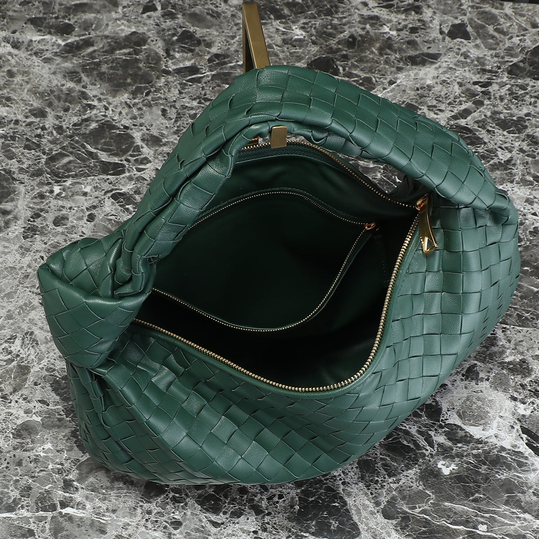 Bottega Veneta small jodie 48 dark green lambskin
