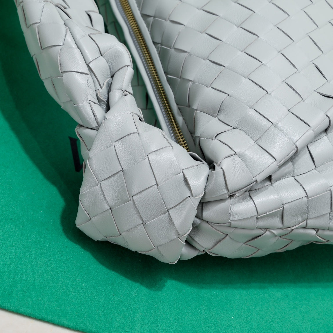 Bottega Veneta small jodie 48 grey lambskin