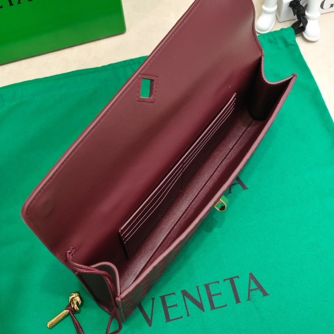 Bottega Veneta BV Long Clutch Andiamo With Handle 31cm Burgundy Calfskin Ghw