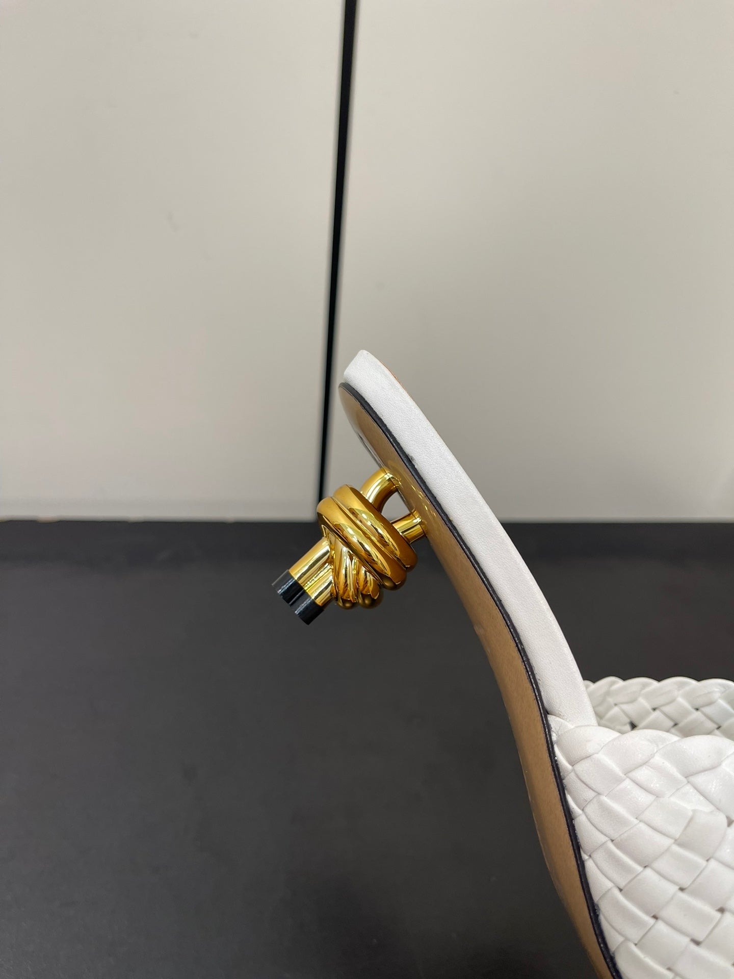 Bottega Veneta knot mule 55 white lambskin