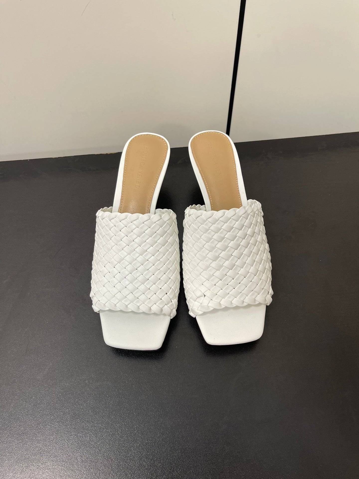 Bottega Veneta knot mule 55 white lambskin