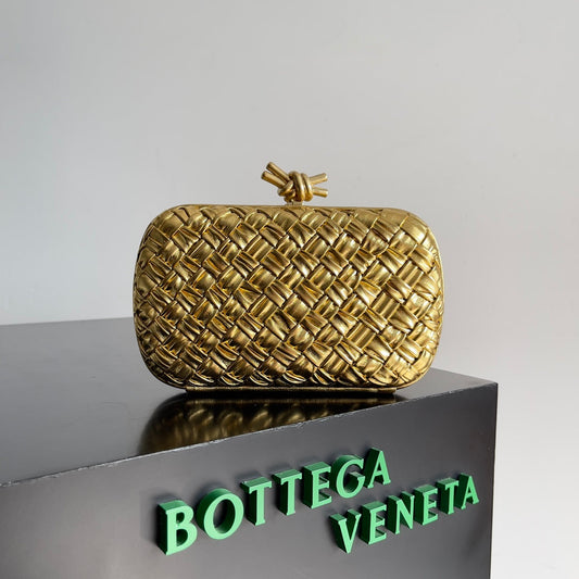 Bottega Veneta CLASSIC KNOT 20 IN GOLDEN LAMBSKIN
