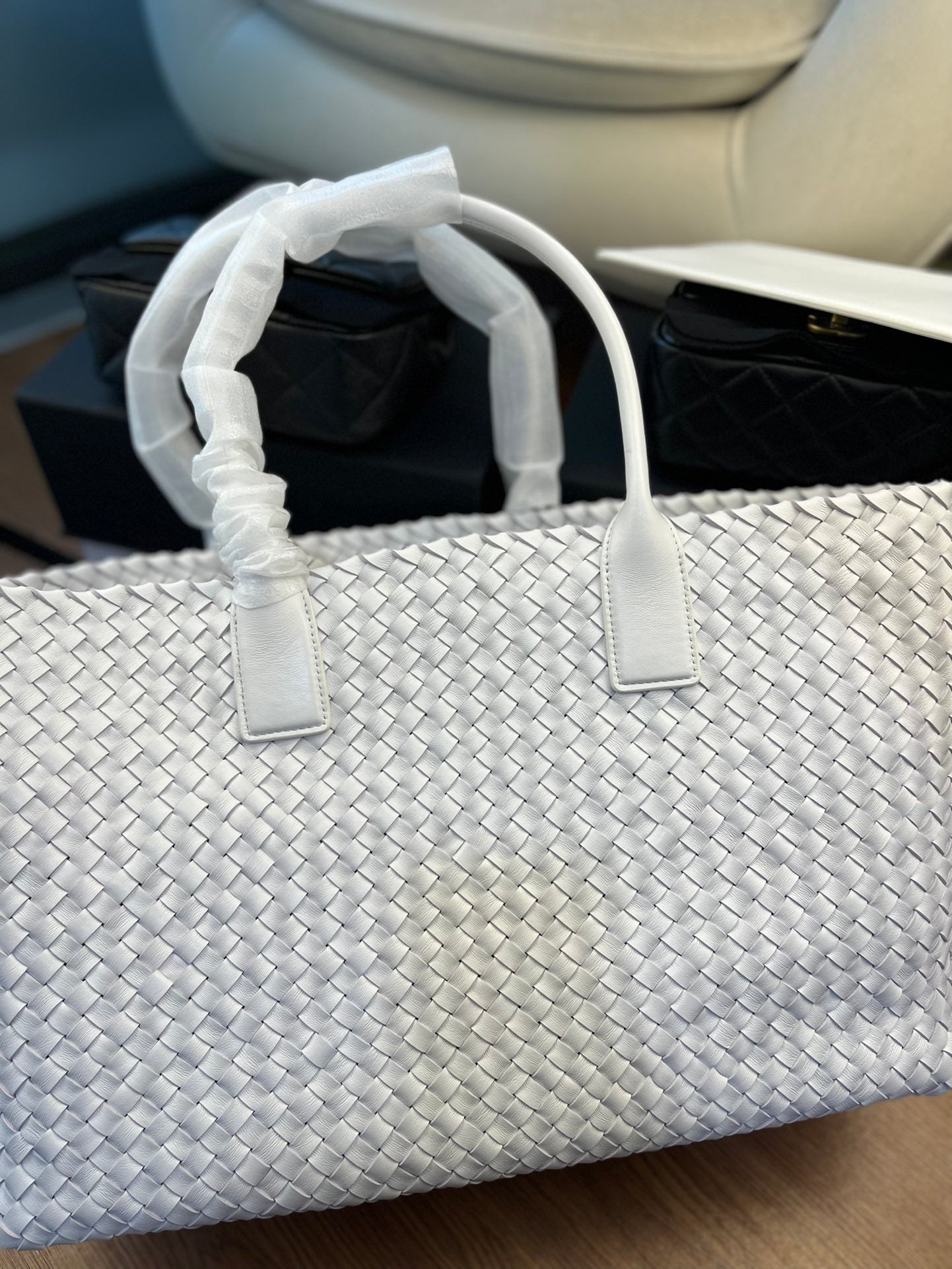 Bottega Veneta SMALL CABAT 33 IN WHITE LAMBSKIN