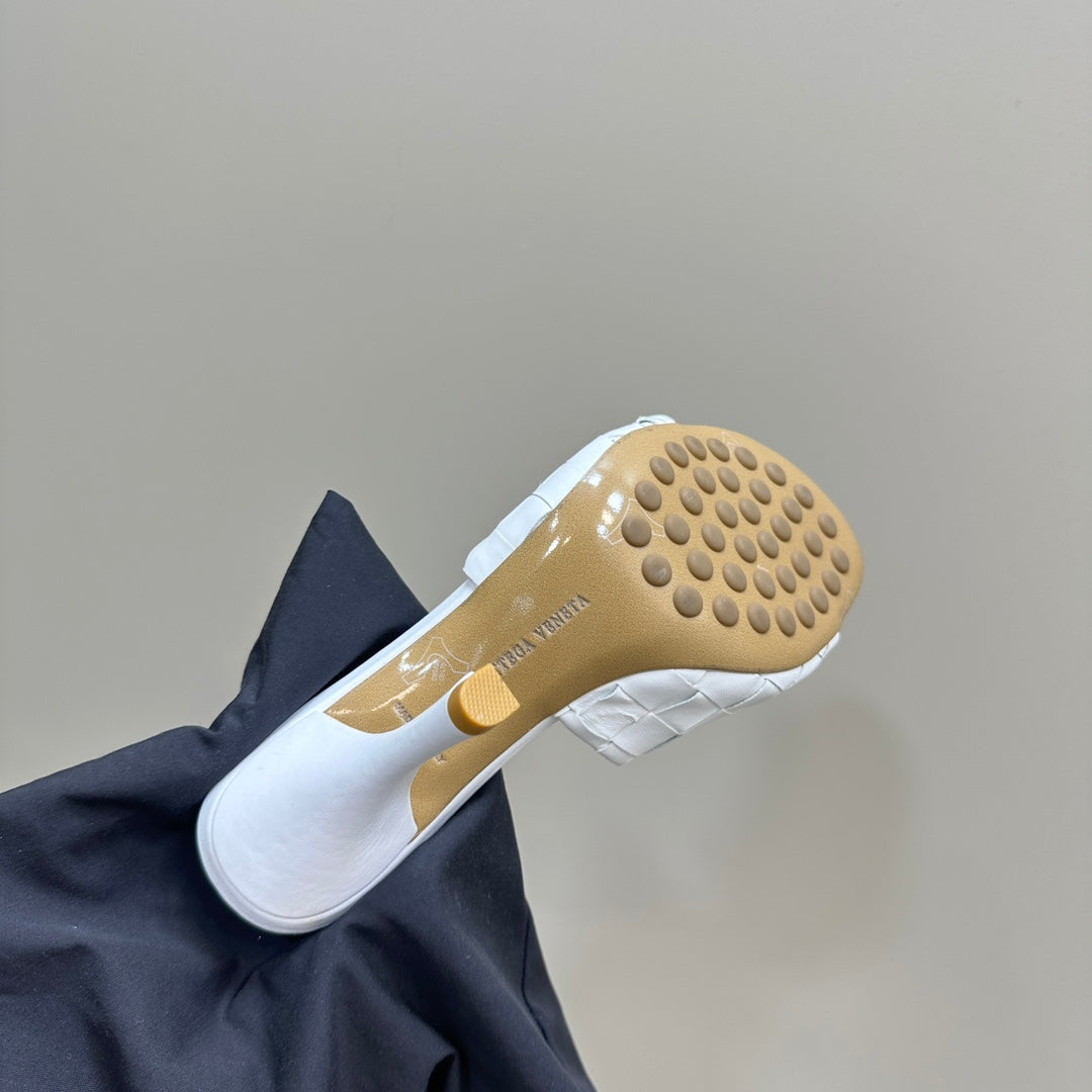 Bottega Veneta blink mule 95 white lambskin