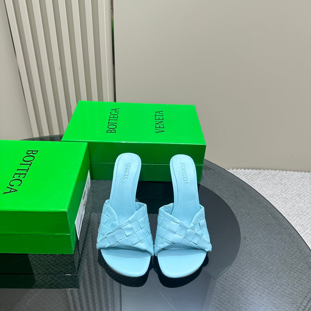 Bottega Veneta blink mule 95 turquoise lambskin