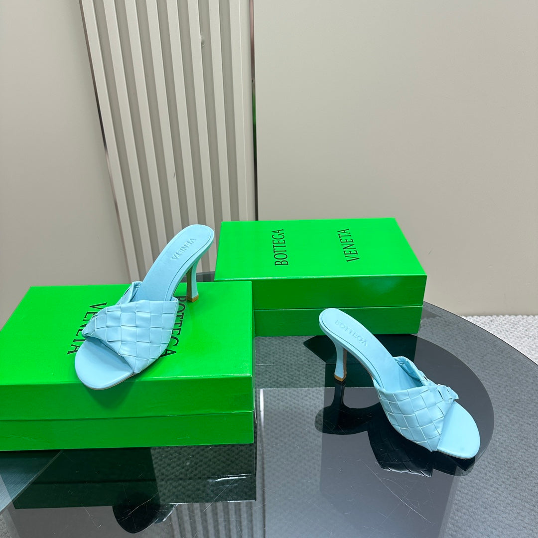 Bottega Veneta blink mule 95 turquoise lambskin