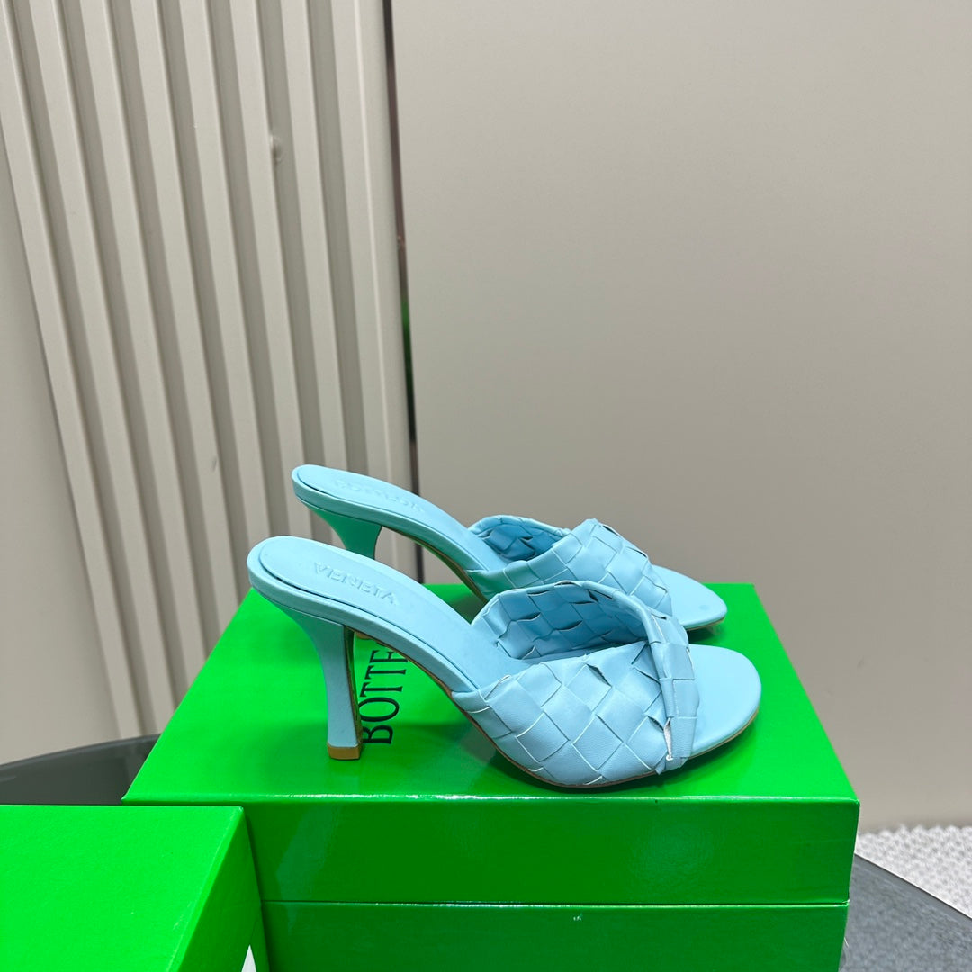 Bottega Veneta blink mule 95 turquoise lambskin