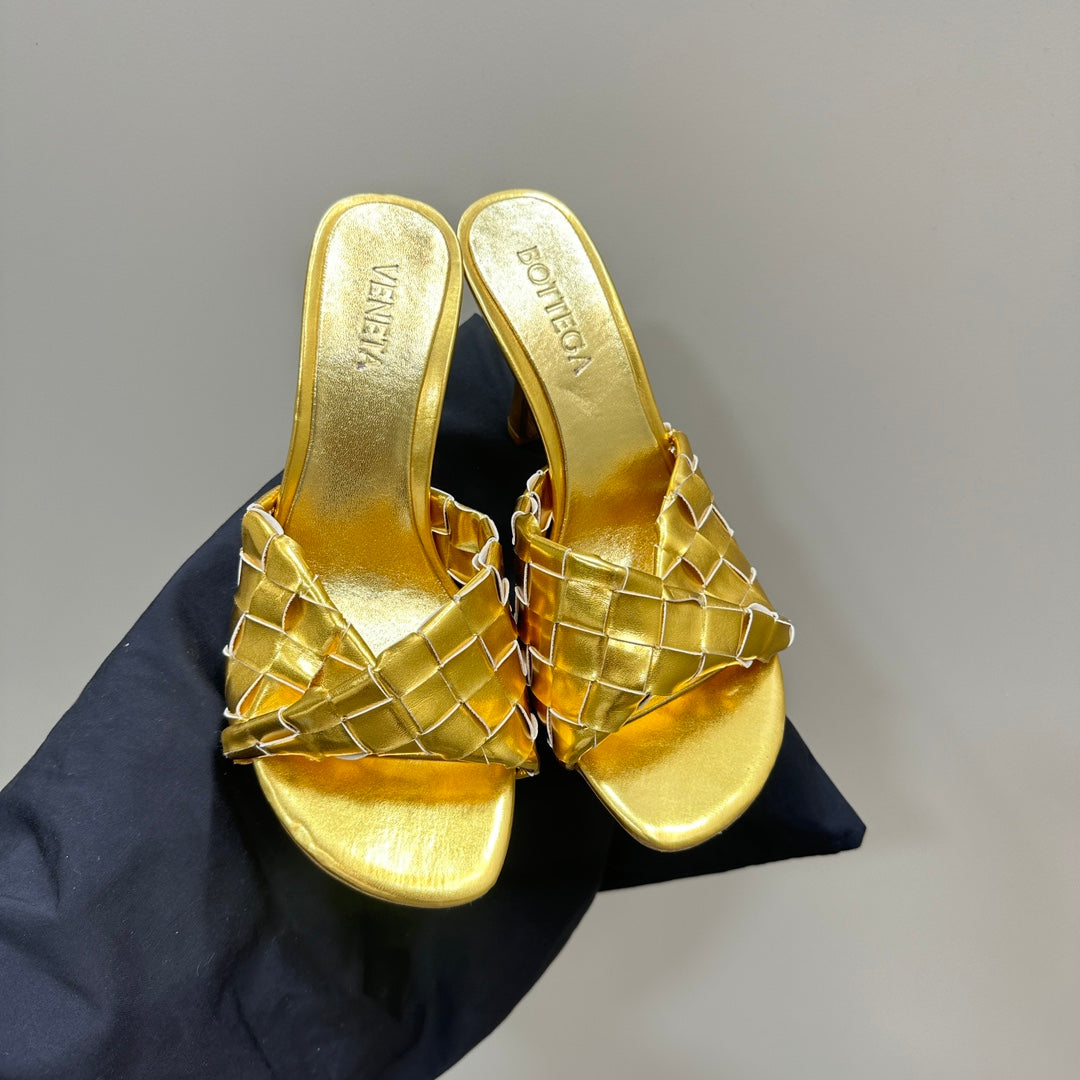 Bottega Veneta blink mule 95 gold metalic lambskin