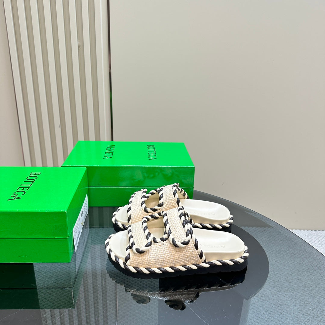 Bottega Veneta jack flat mule white black canvas lambskin