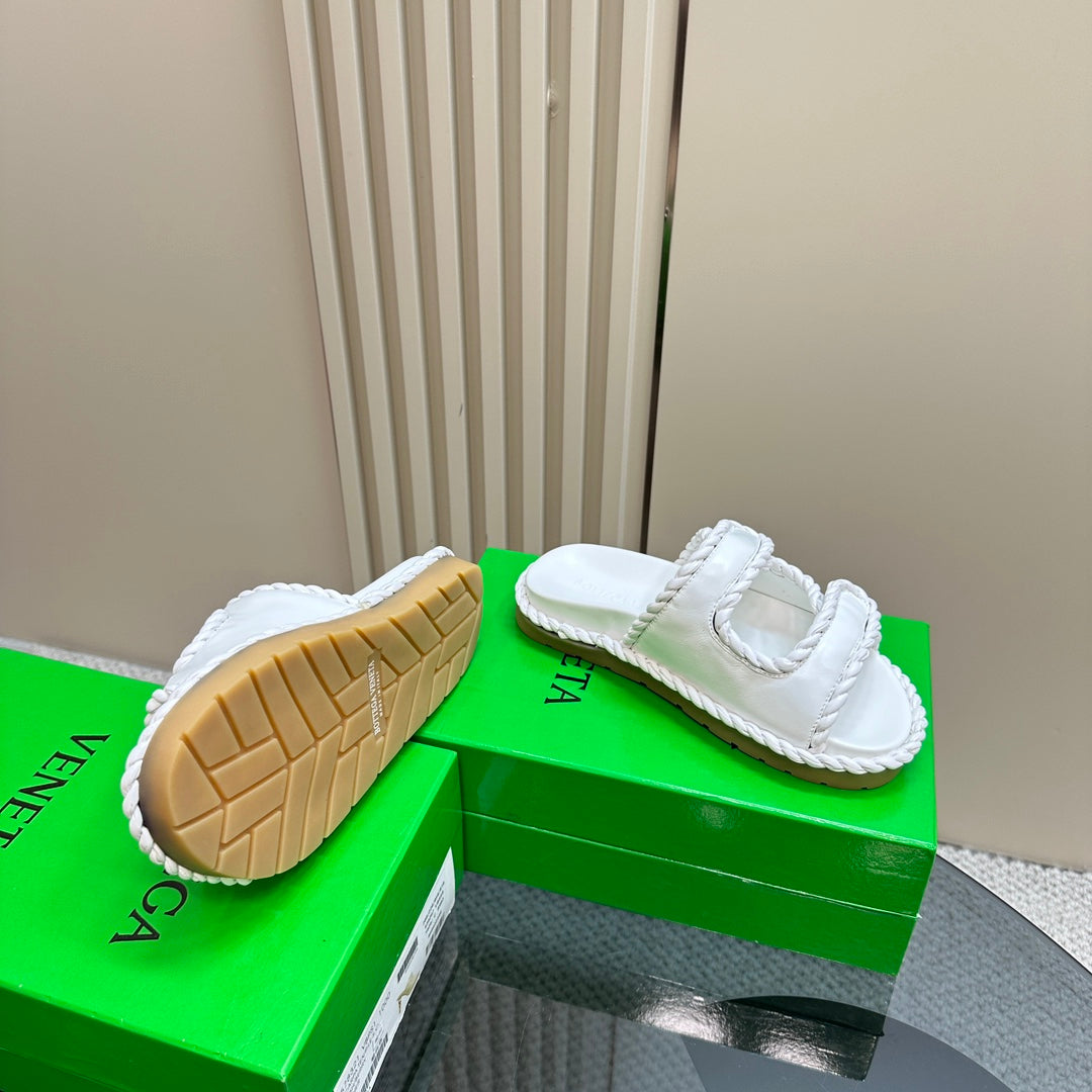 Bottega Veneta jack flat mule white lambskin