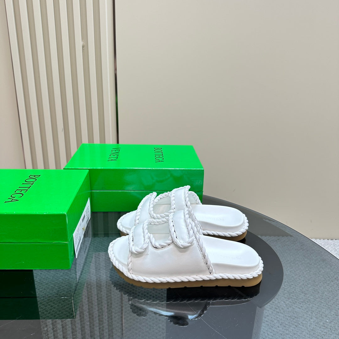 Bottega Veneta jack flat mule white lambskin