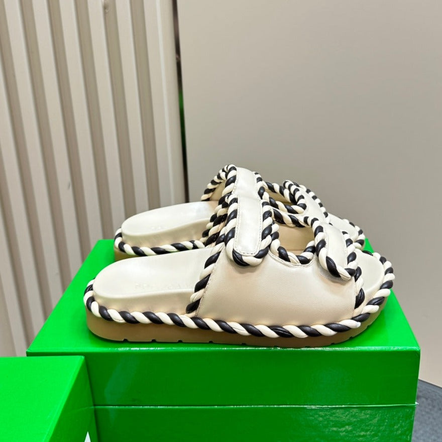 Bottega Veneta jack flat mule white black lambskin