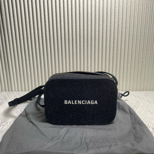Balenciaga Camera Bag Black Crossbody Bag 11983547